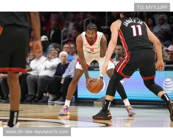 火箭队昨天比赛精彩瞬间及赛事数据总结