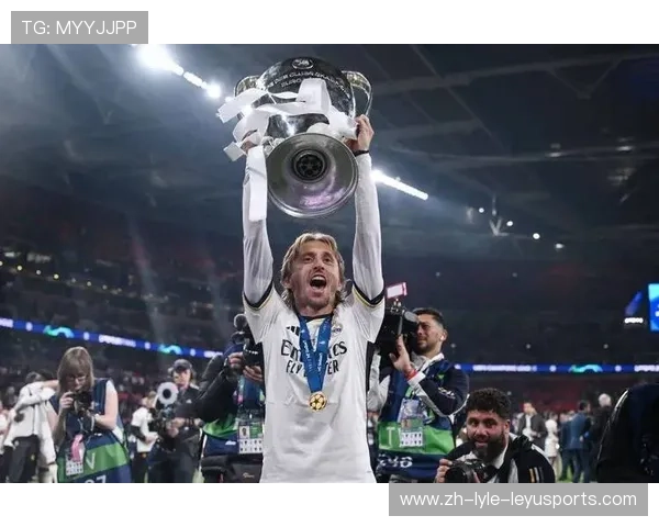 莫德里奇在欧冠赛场上的精彩表现与影响力分析