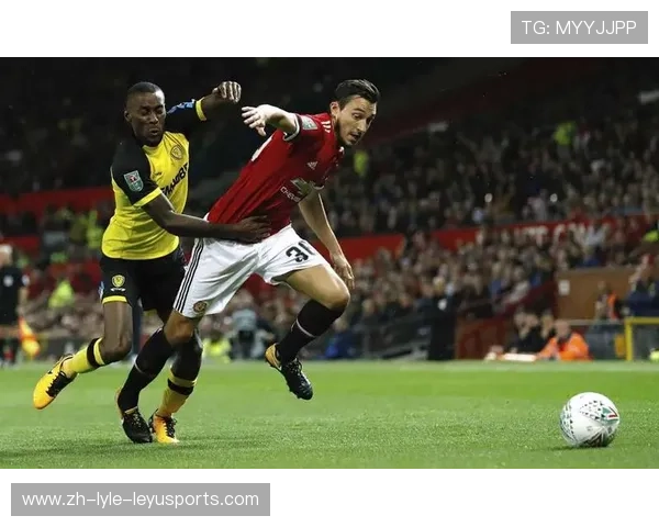 足球赛事的转播权竞争与商业运作